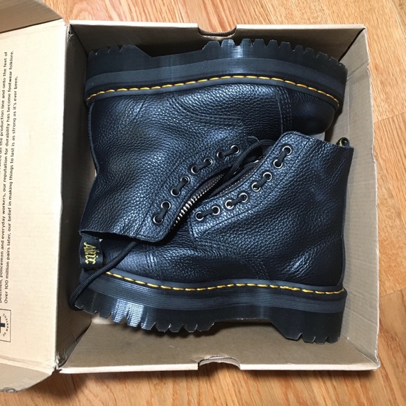 sinclair doc martens size 7